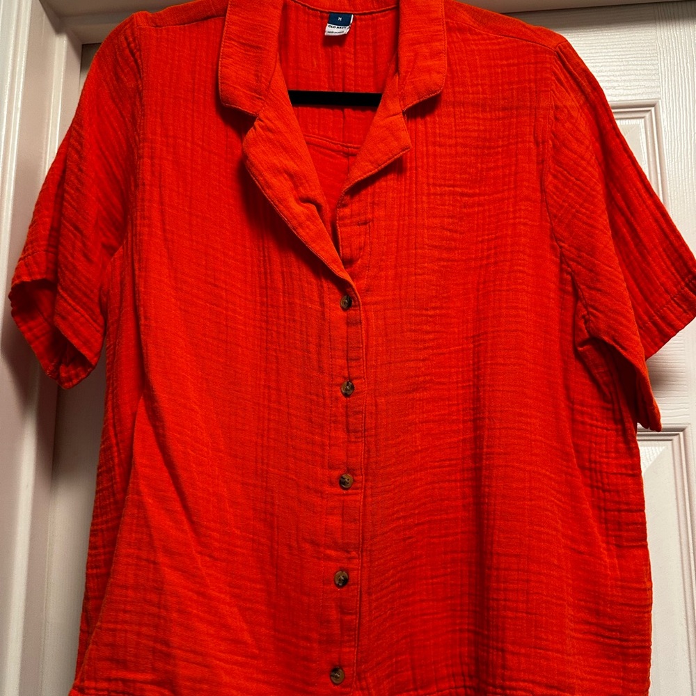 Old Navy Bright Navel Orange Crinkle Gauze Button Up Shirt